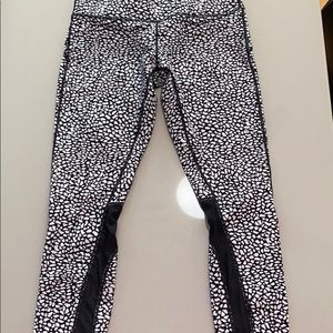 Lululemon leggings w/ mesh